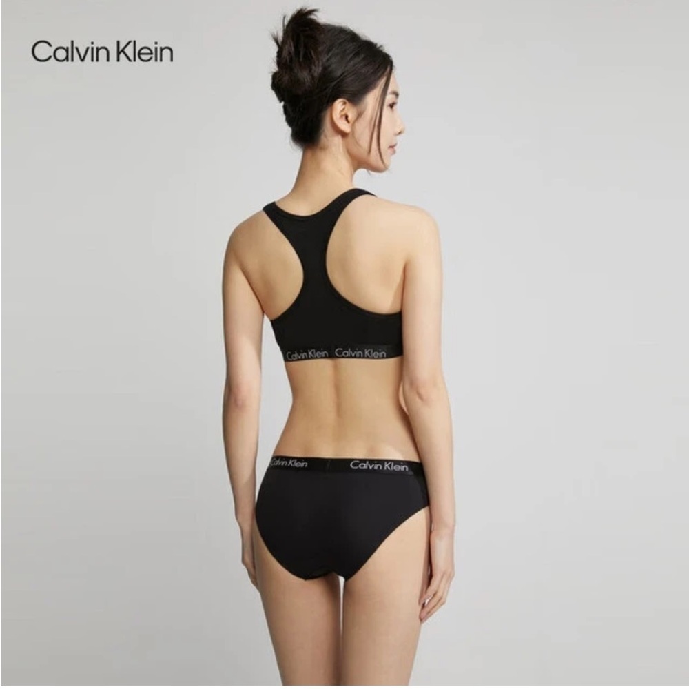 Calvin Klein black Racerback cotton vneck Sports Bra - Picture 3 of 8